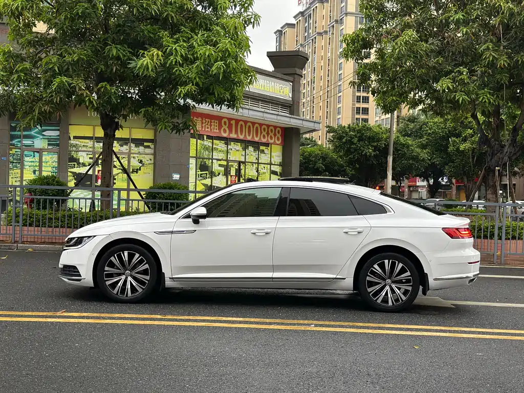 Volkswagen CC — миниатюра 5