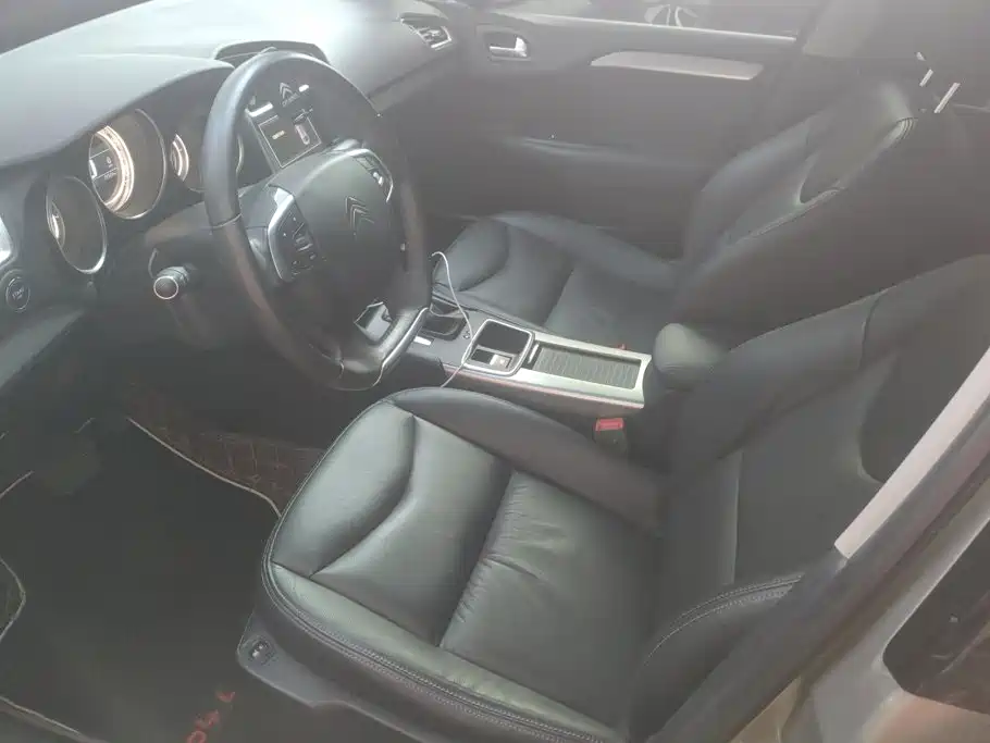 Citroen C4L — миниатюра 12