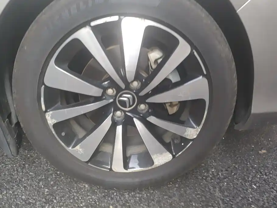 Citroen C4L — миниатюра 6