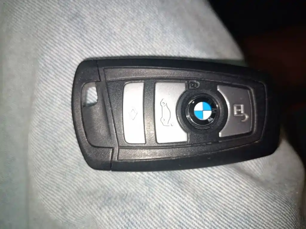 BMW 5 Series — миниатюра 9