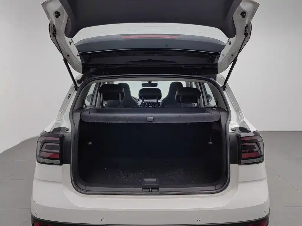 Volkswagen T-Cross — миниатюра 16