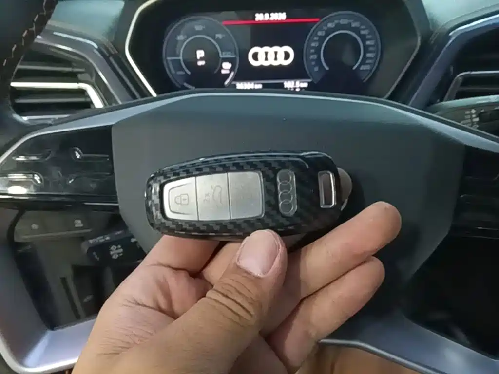 Audi Q4 e-tron — миниатюра 9