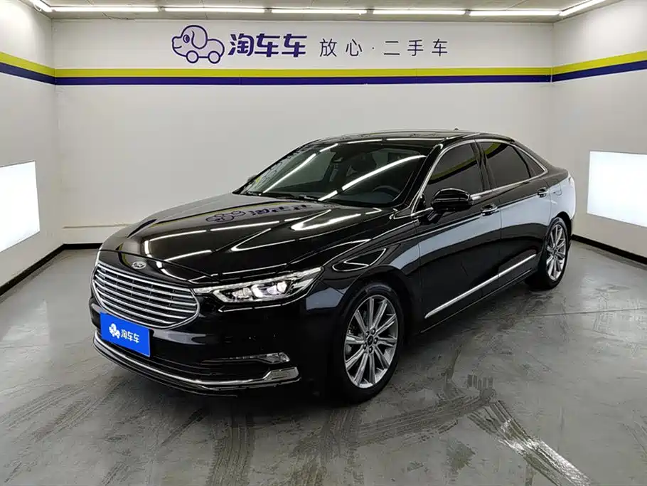 Ford Taurus 2021