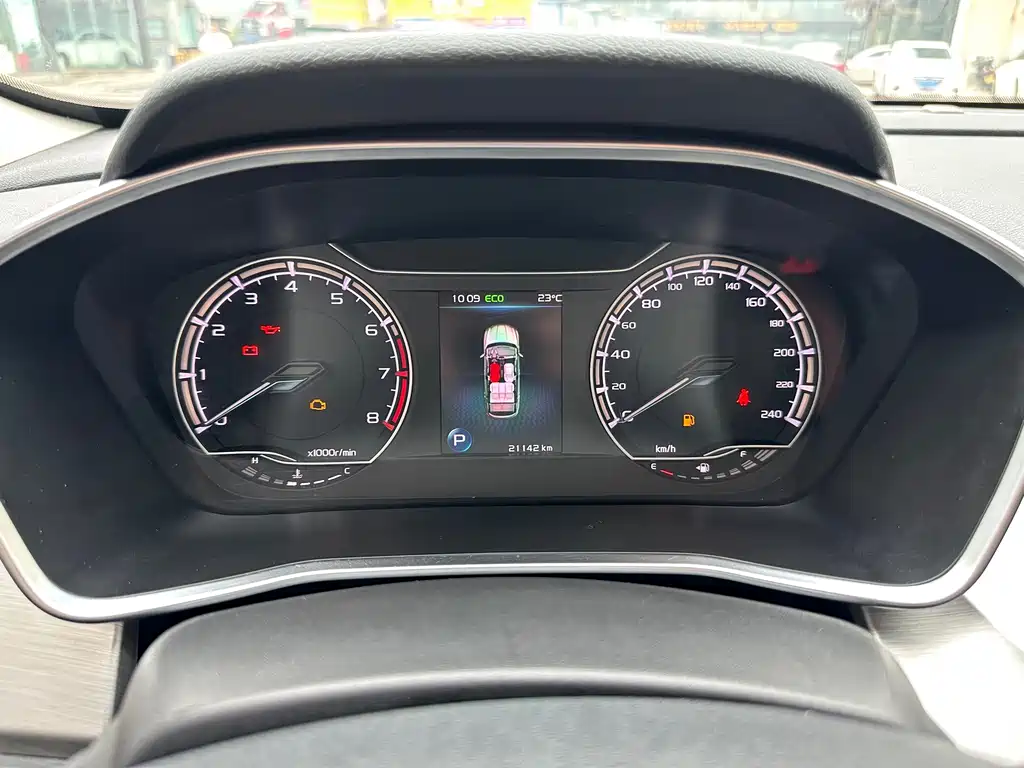 Geely Binyue — миниатюра 14
