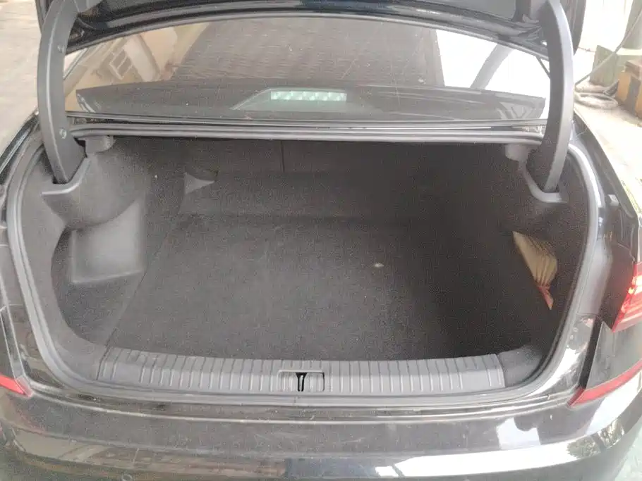 Volkswagen Passat — миниатюра 4