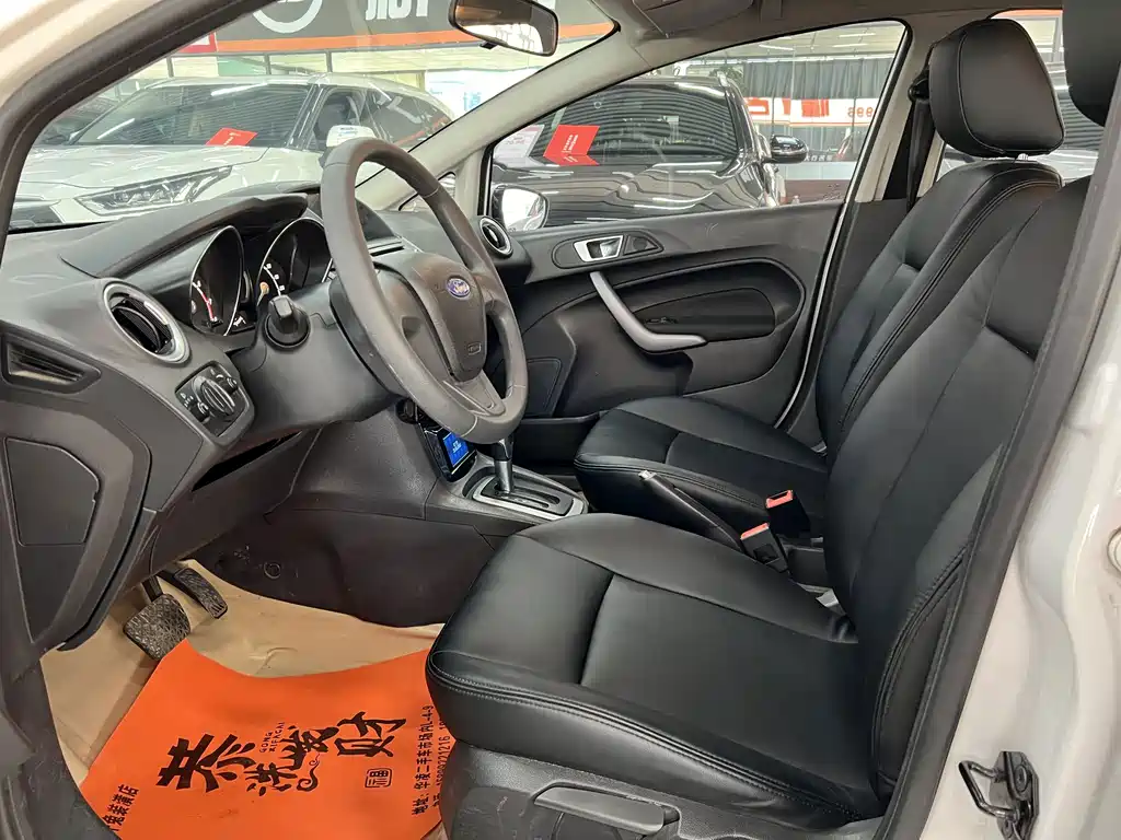 Ford Fiesta — миниатюра 4