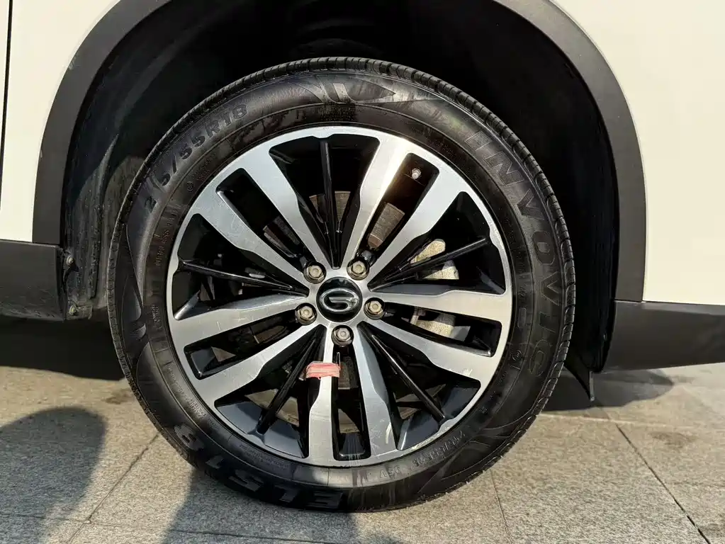 GAC TRUMPCHI GS4 NEW ENERGY