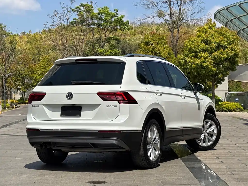 Volkswagen Tiguan 2019 330TSI
