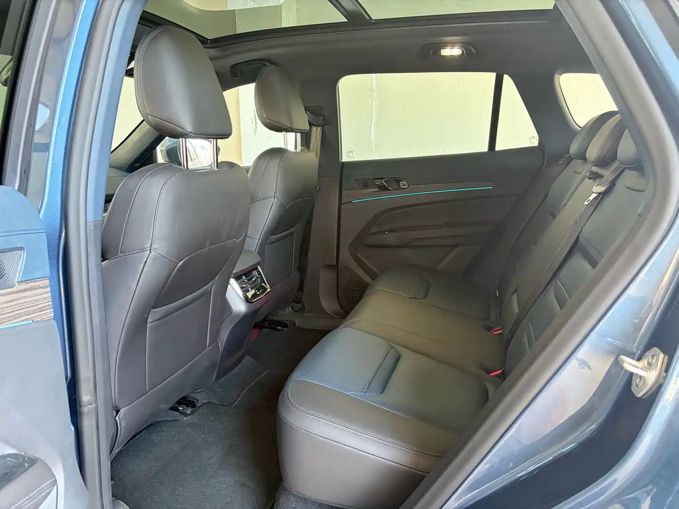 Ford Equator 2024 Silver/gray из Китая, фото 3