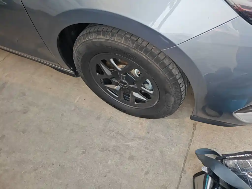 BYD Seal 05 DM-i — миниатюра 23