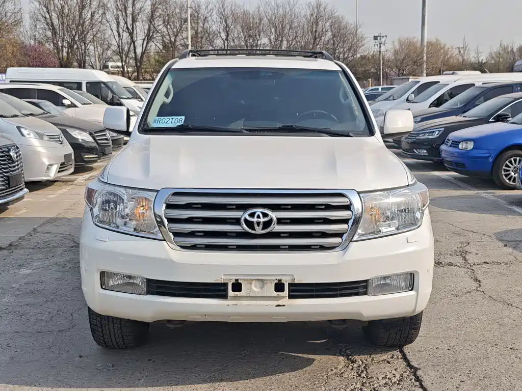 Toyota Land Cruiser 2011 5.7L AT