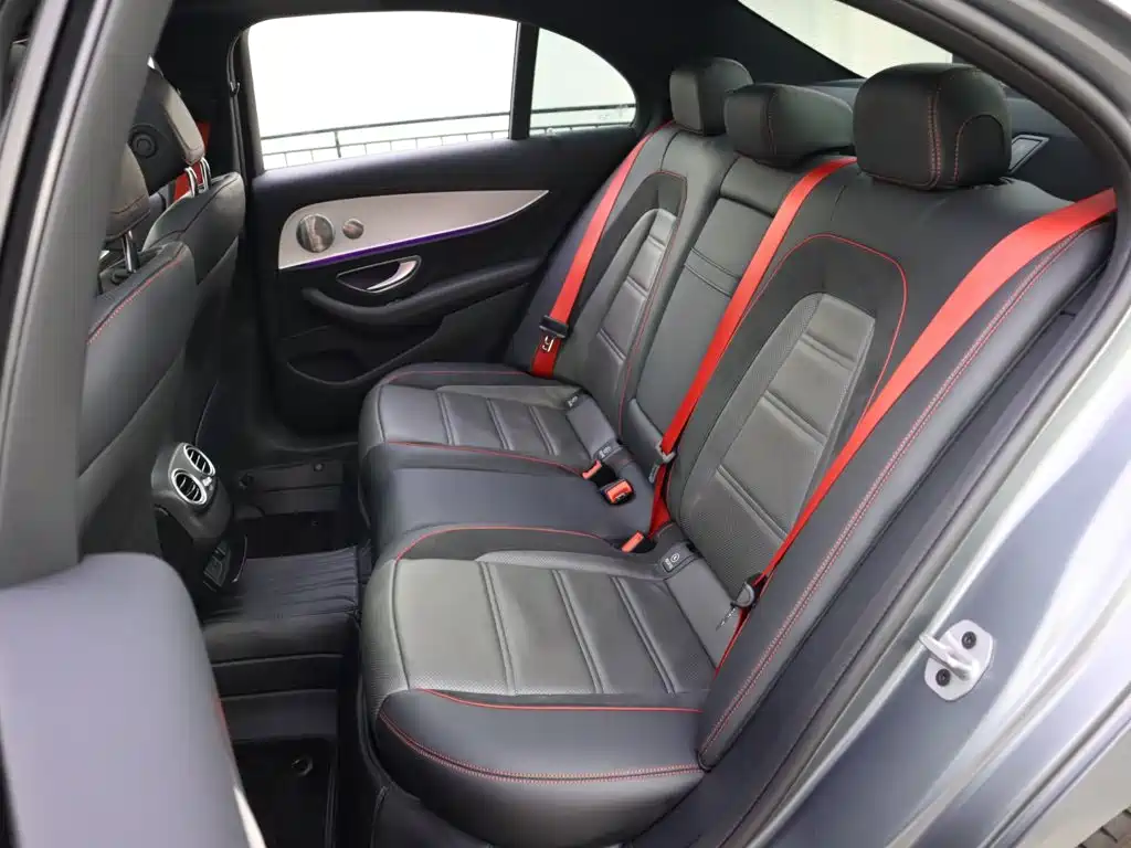 Mercedes-Benz E-Class AMG — миниатюра 21