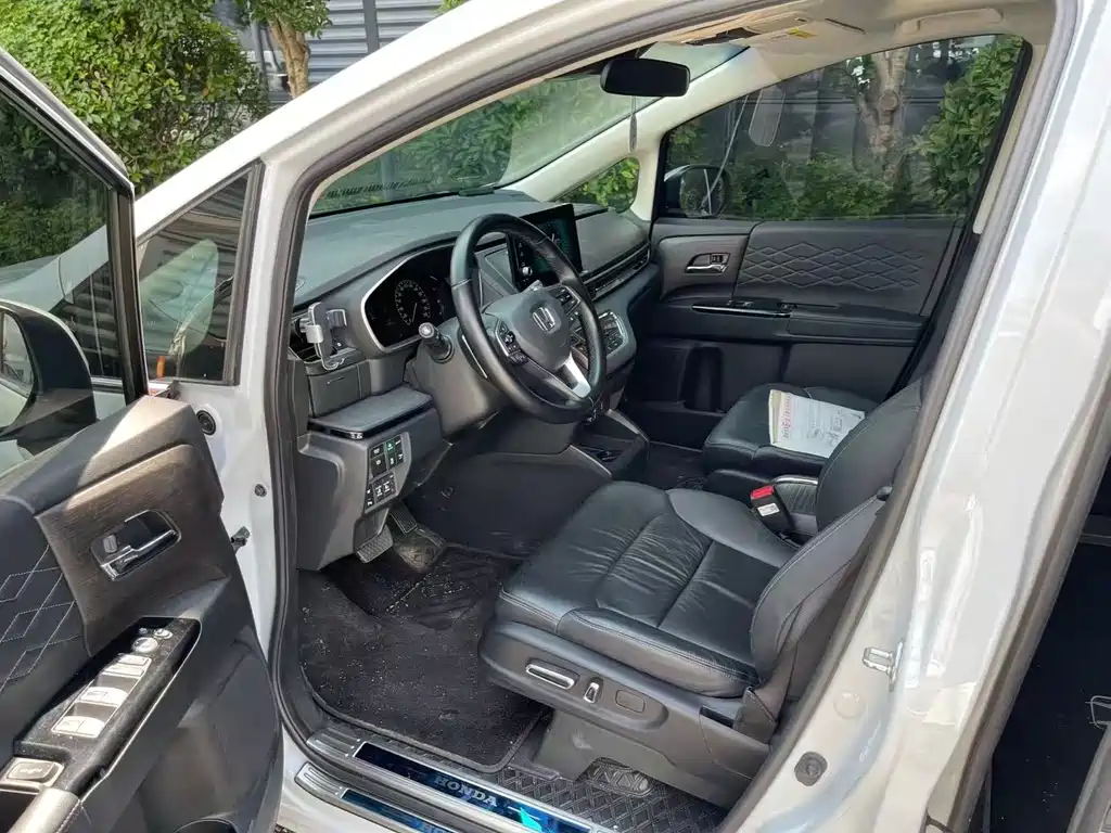 Honda Elysion — миниатюра 4