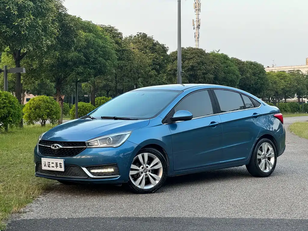 Chery Arrizo 5