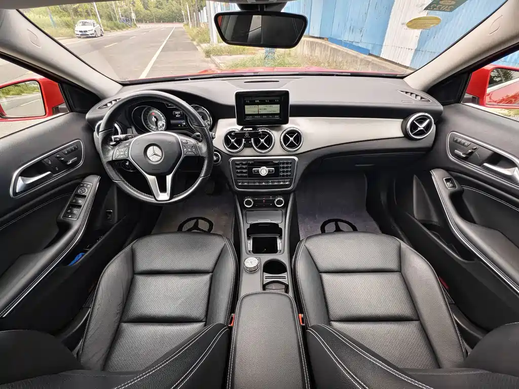 Mercedes-Benz GLA — миниатюра 13