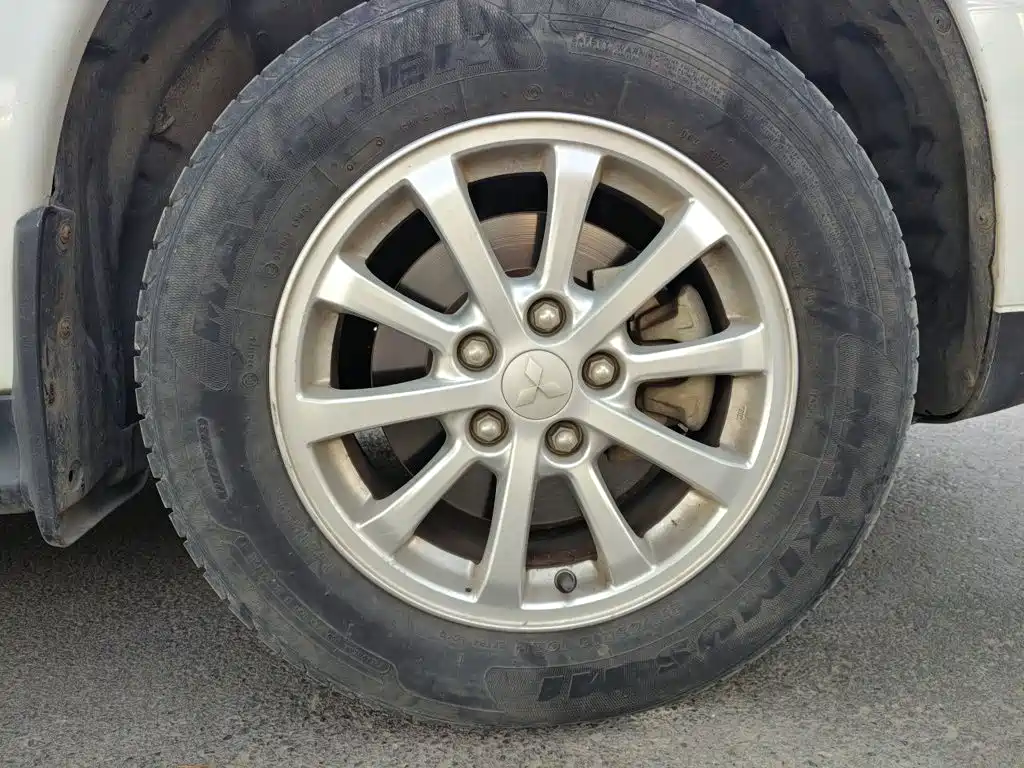 Mitsubishi ASX — миниатюра 8