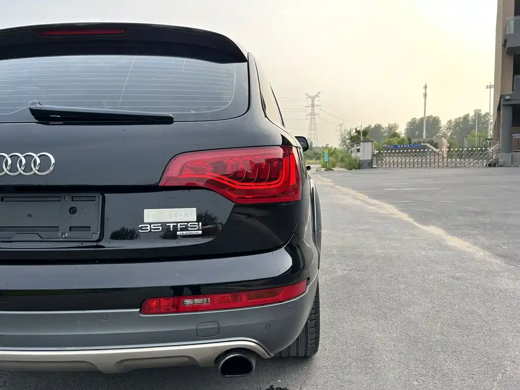 Audi Q7 — миниатюра 20