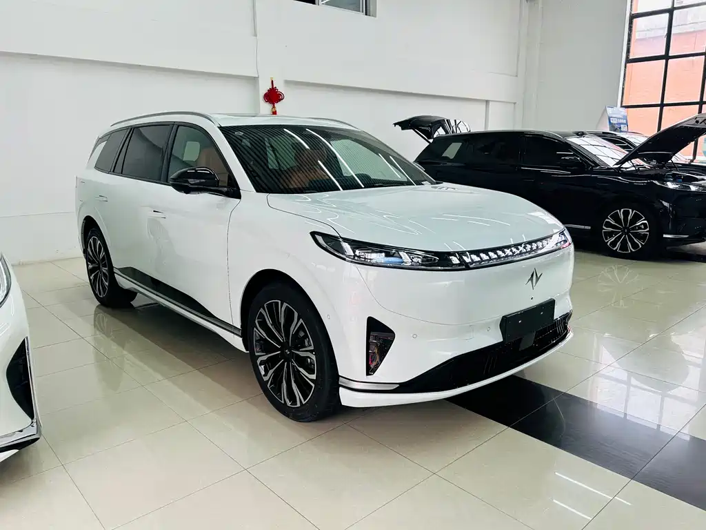 Dongfeng eπ008 2026 мест