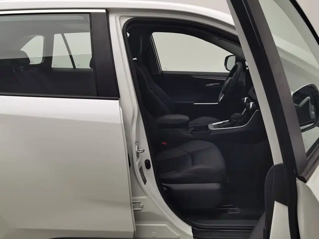 Toyota Wildlander — миниатюра 23