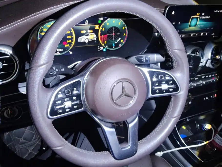 Mercedes-Benz GLC — миниатюра 15