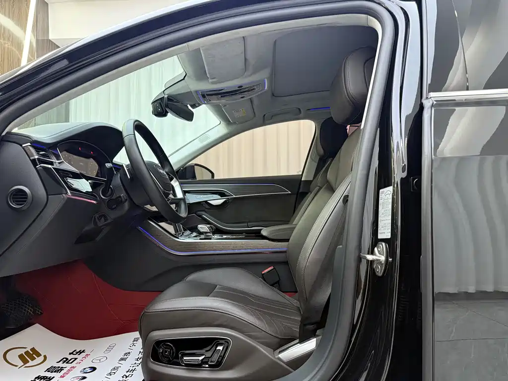 Audi A8 — миниатюра 4