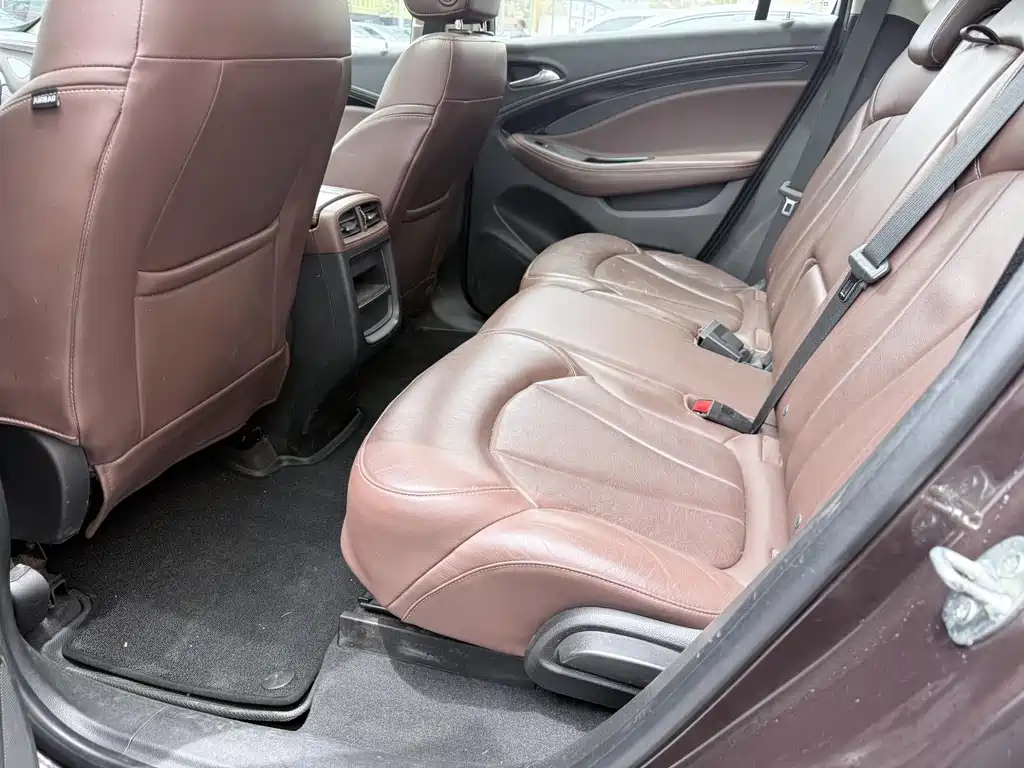 Buick Envision Plus - фото 16
