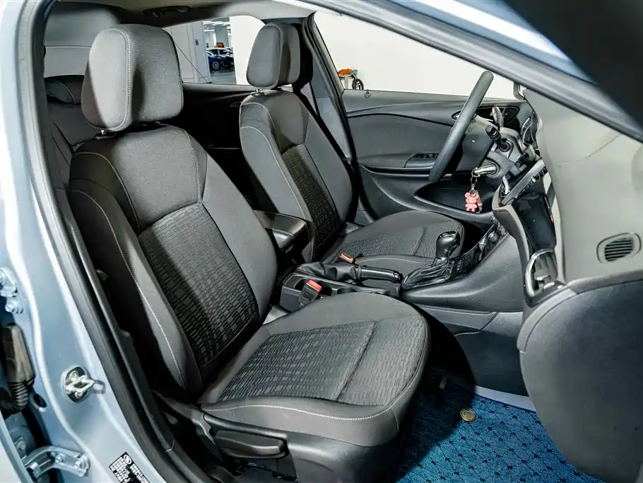 Buick Verano — миниатюра 19
