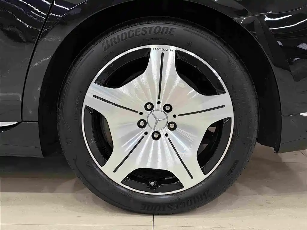 Mercedes-Benz S-Class — миниатюра 5