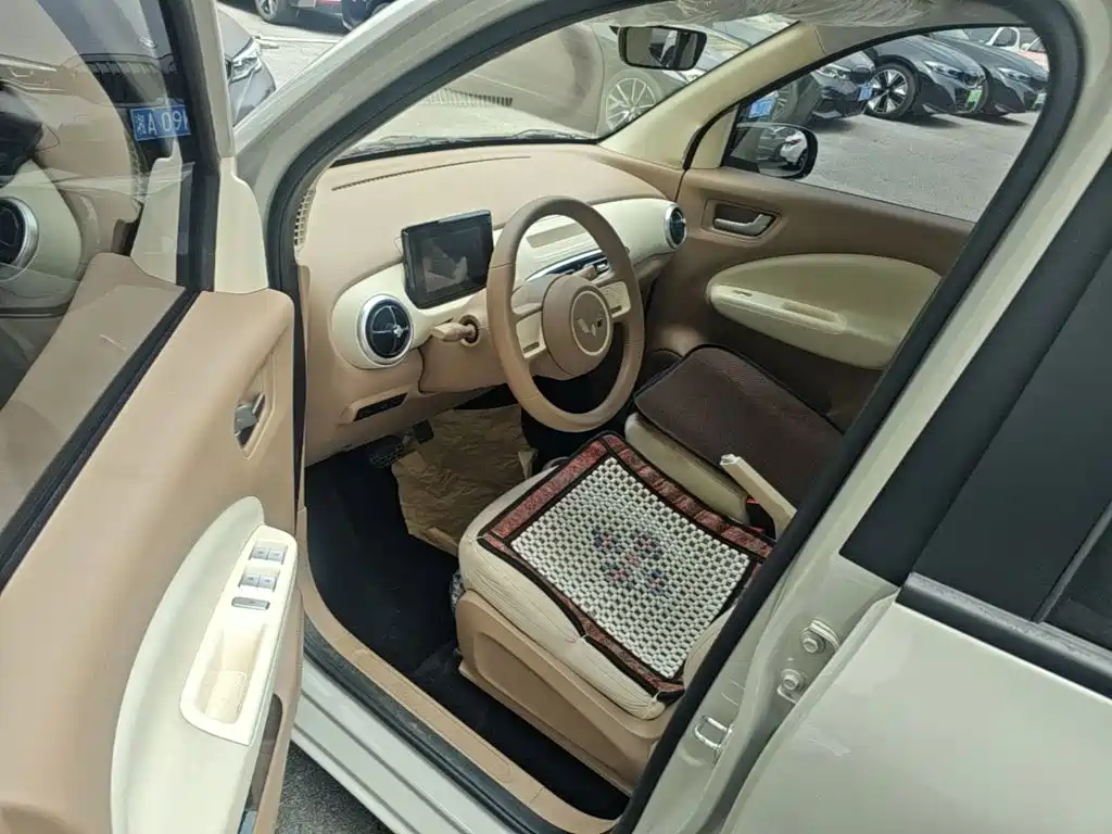 Wuling MINIEV — миниатюра 15