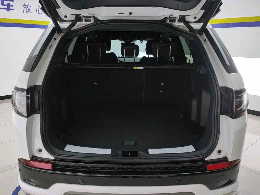 Land Rover Discovery Sport — миниатюра 4