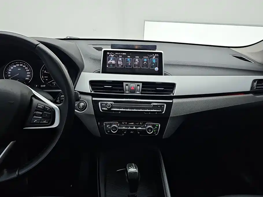 BMW X1 — миниатюра 13