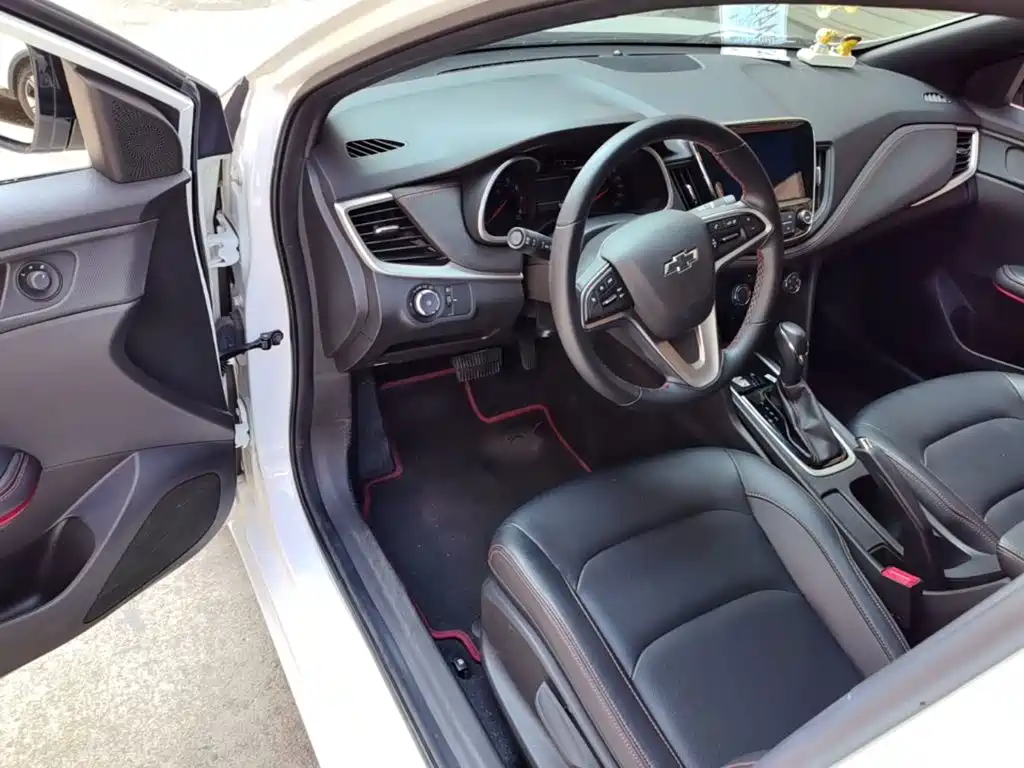 Chevrolet Monza — миниатюра 16