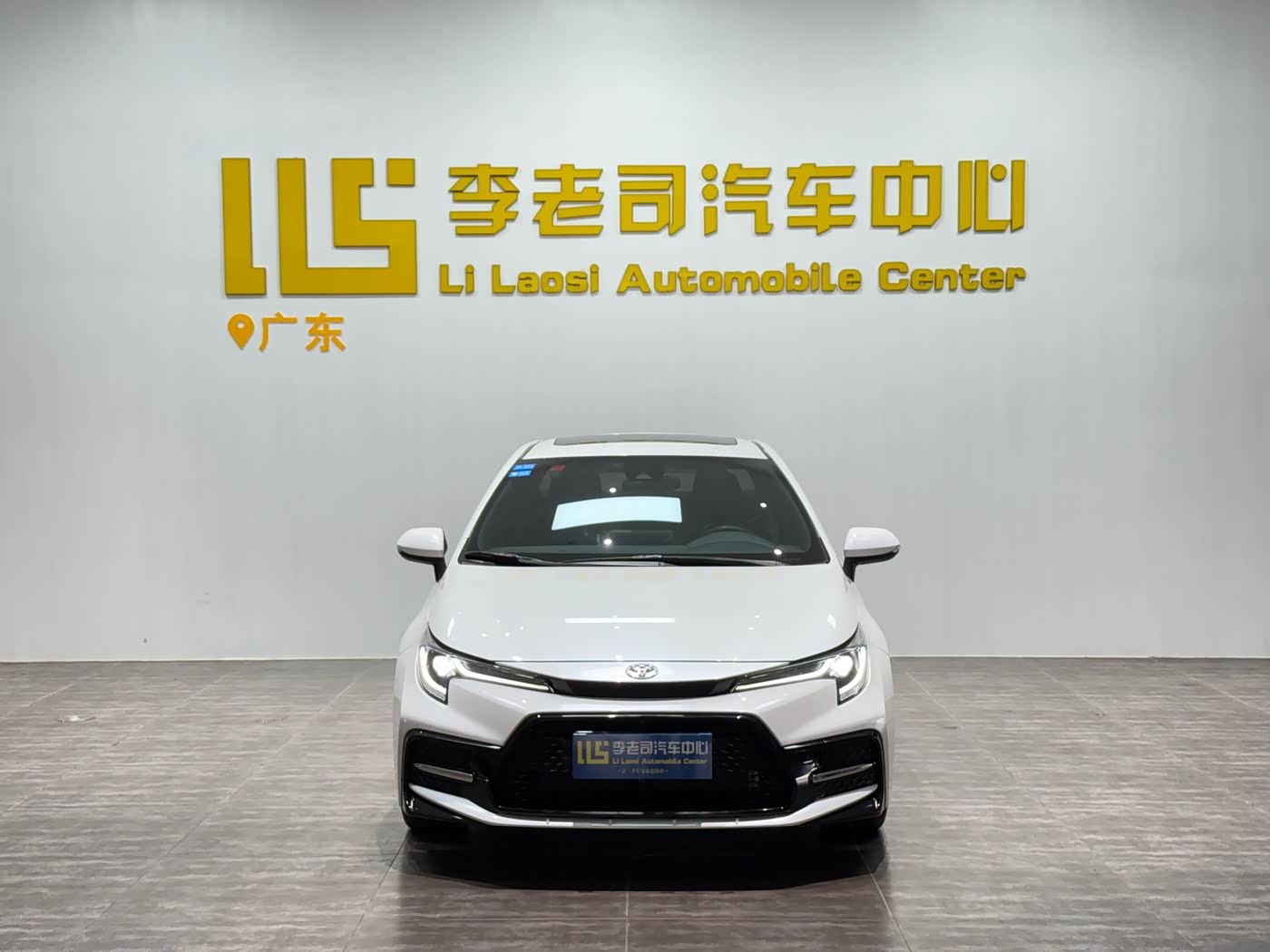 Toyota Levin 1.2 л 2021 г. Белый, пробег 8600 км