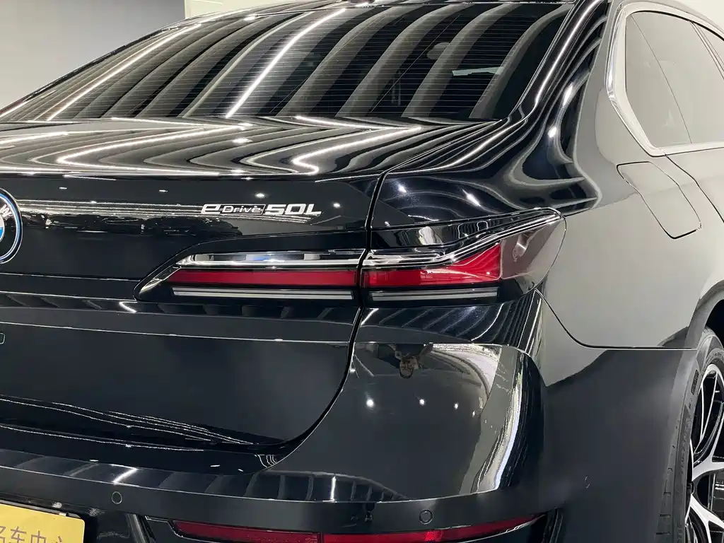 BMW i7 — миниатюра 19