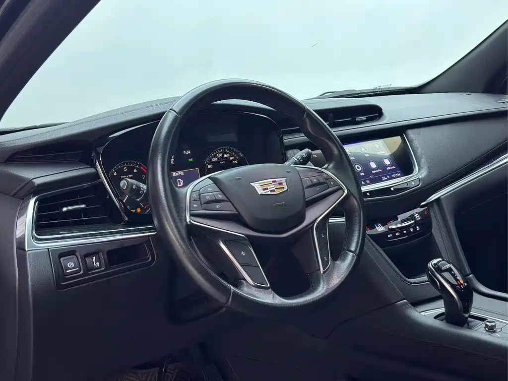 Cadillac XT5 — миниатюра 7