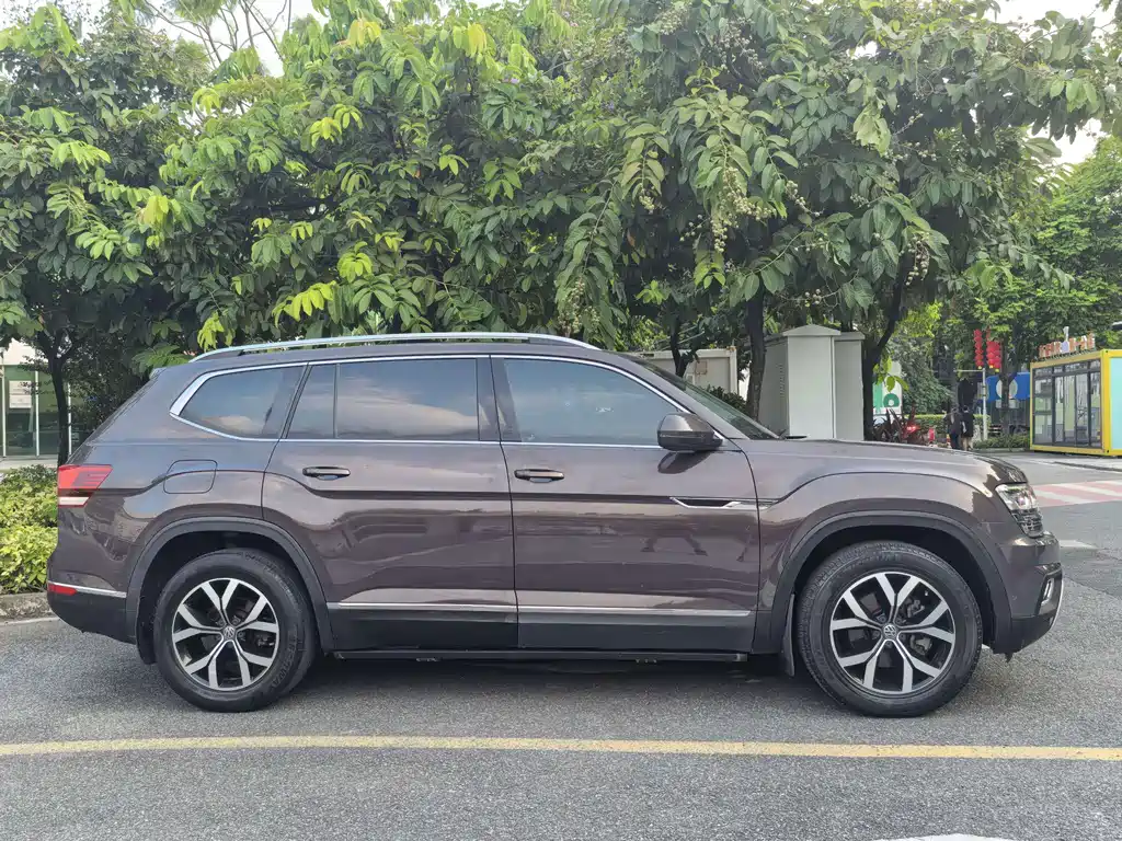 Volkswagen Teramont — миниатюра 7