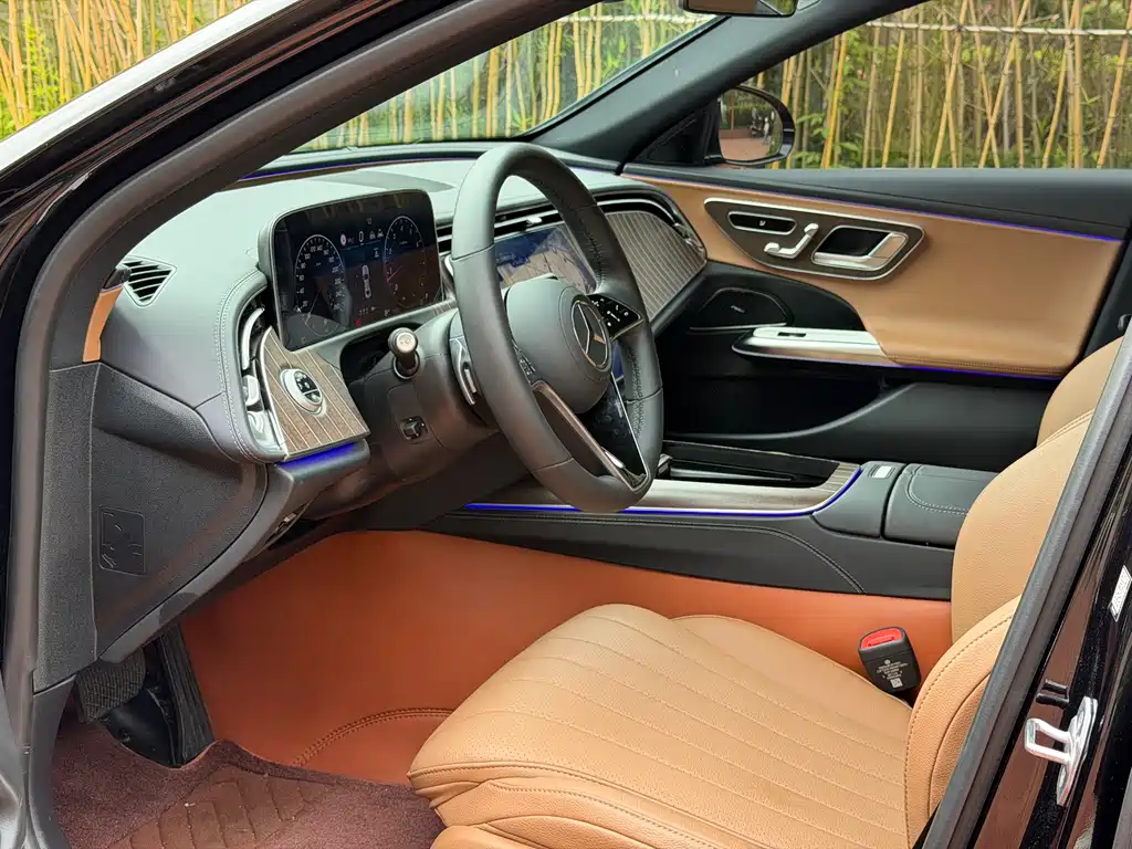 Mercedes-Benz E-Class E 2025 E 300 L Fashion Sport