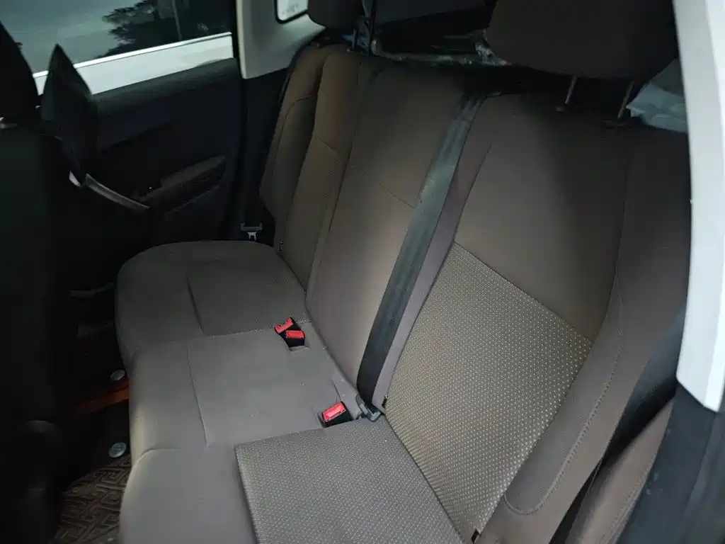 Peugeot 2008 — миниатюра 18