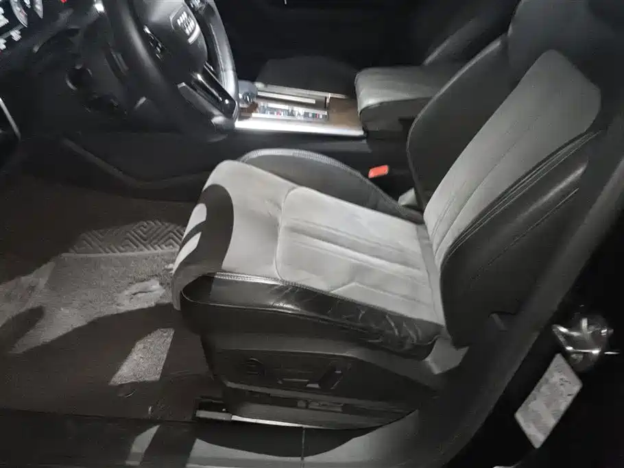 Audi A6L 2019 40 TFSI Luxury