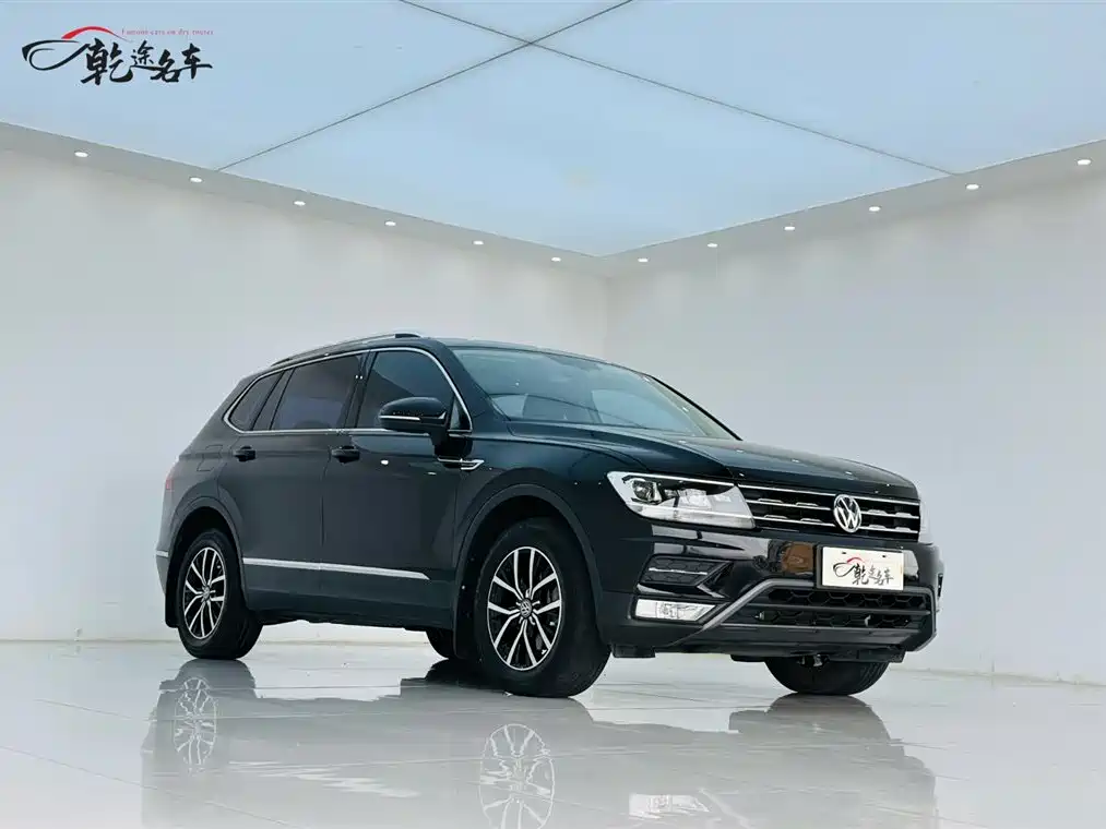 Volkswagen Tiguan L L 2018 330TSI AT Luxury
