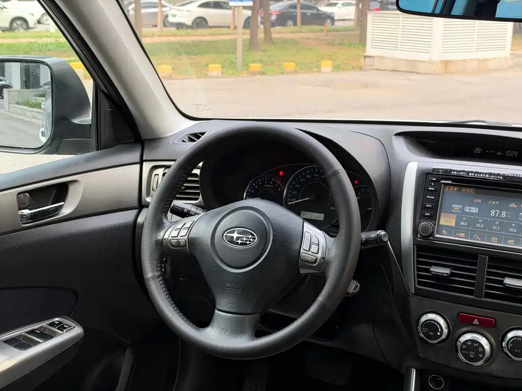 Subaru Forester — миниатюра 10