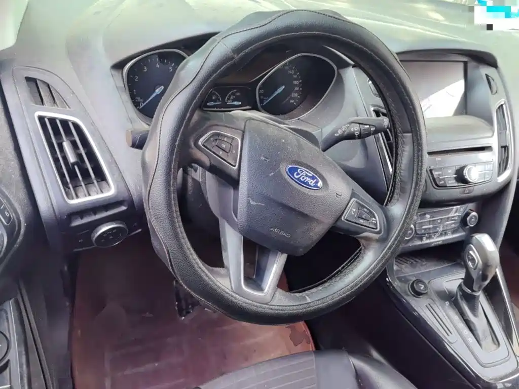 Ford Focus — миниатюра 6