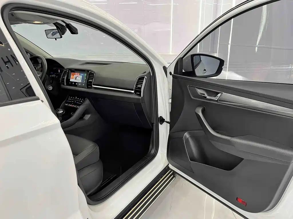 Skoda Karoq — миниатюра 17