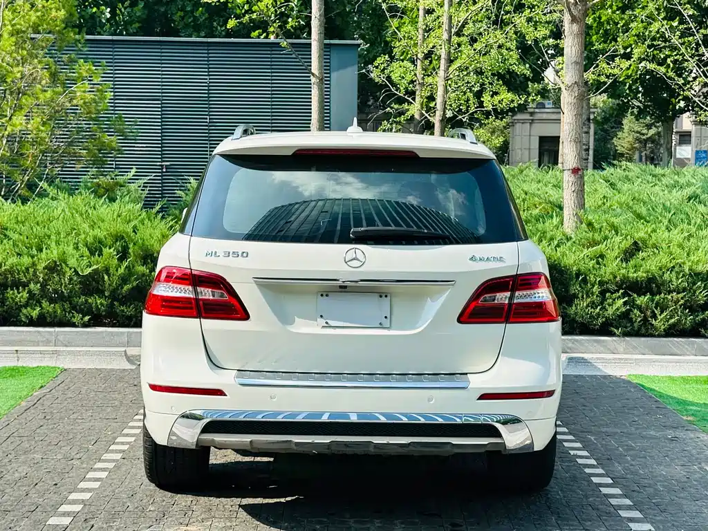 Mercedes-Benz M-Class — миниатюра 5