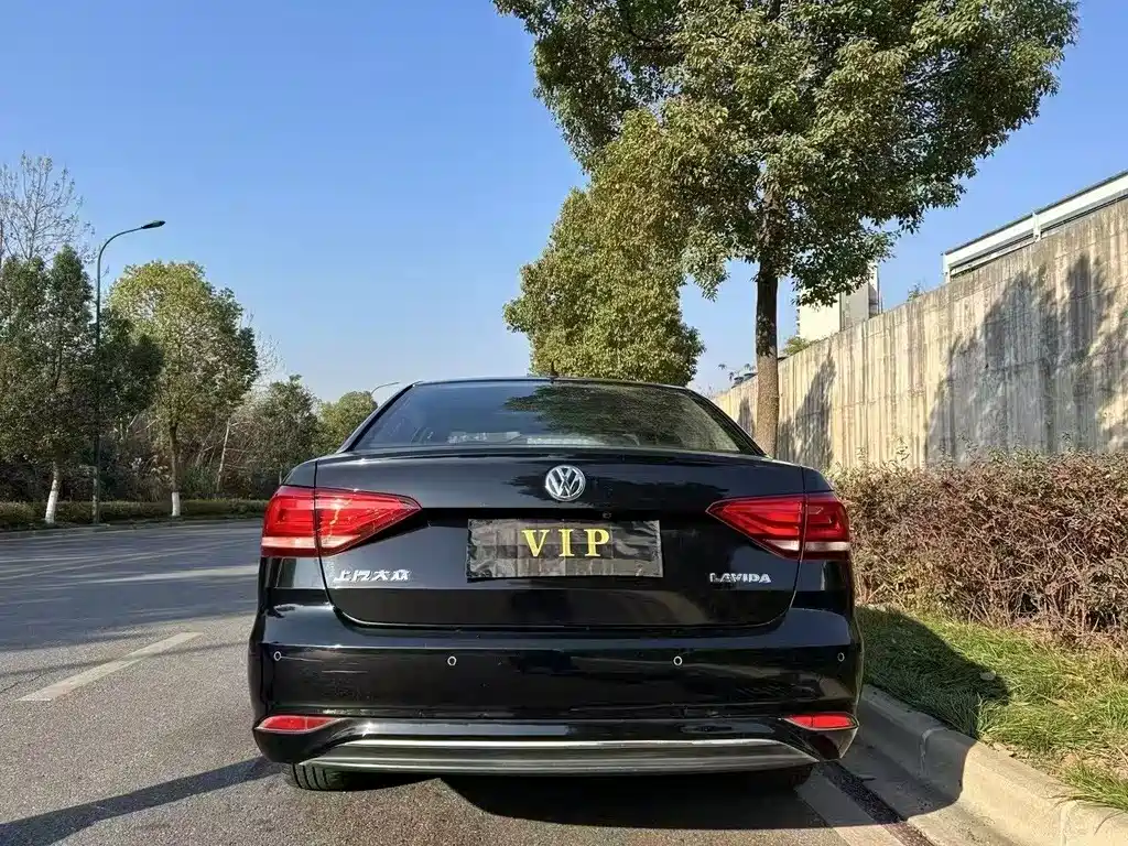 VOLKSWAGEN LAVIDA