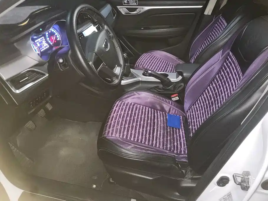 Geely Vision — миниатюра 9