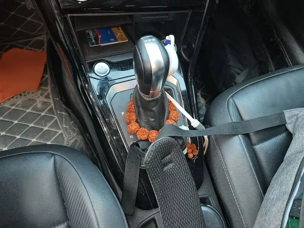 Volkswagen T-Roc — миниатюра 7