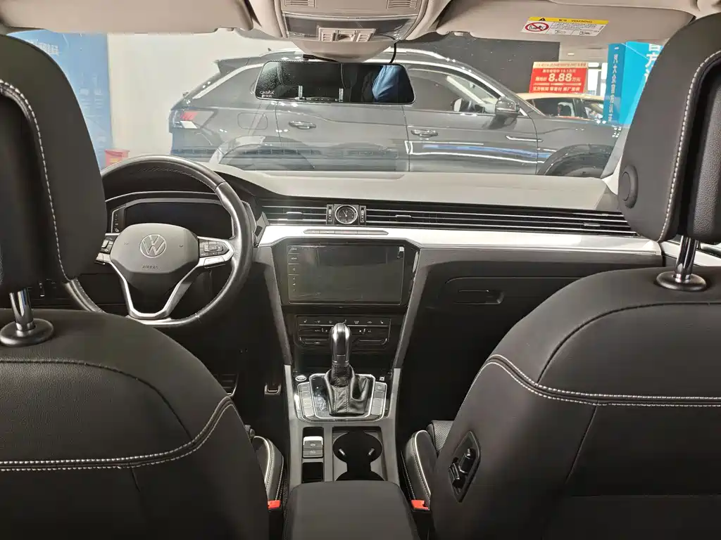 Volkswagen Magotan PHEV — миниатюра 6