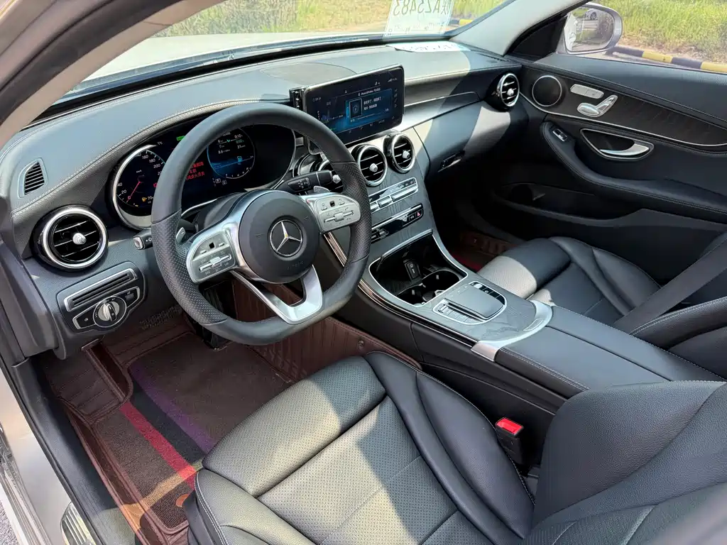 Mercedes-Benz C-Class — миниатюра 9