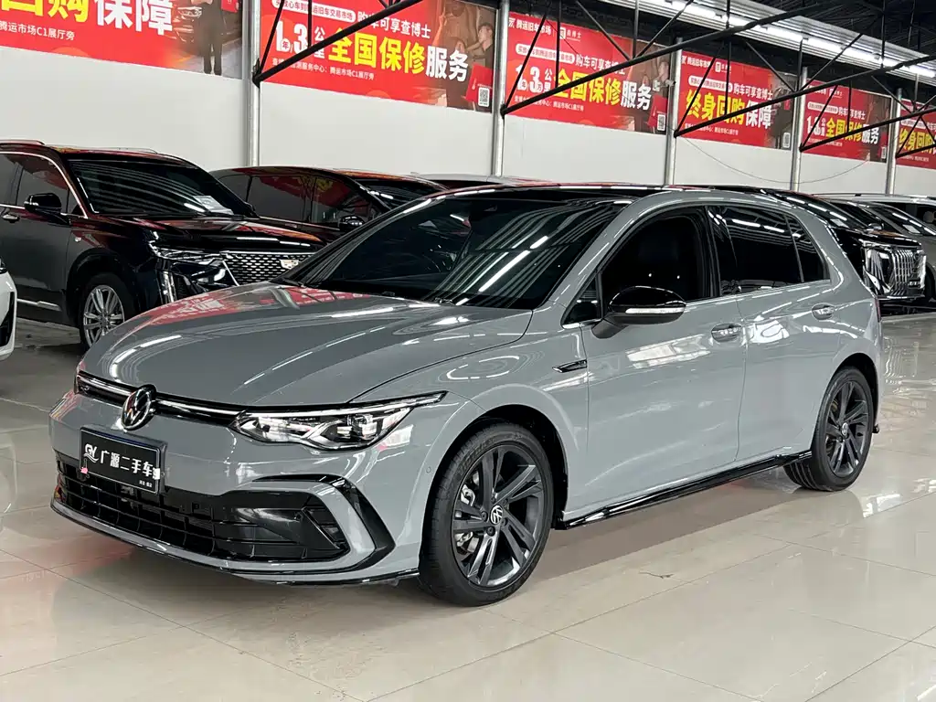 Volkswagen Golf 2021